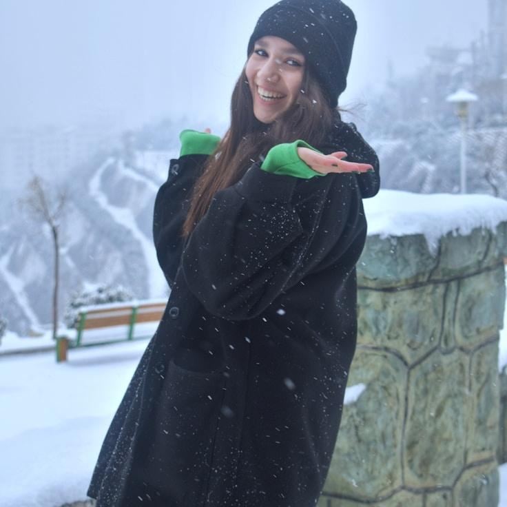 Portrait of Kai Sharma meditation instructor